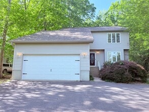 Building Photo - 504 Mt Pleasant Dr