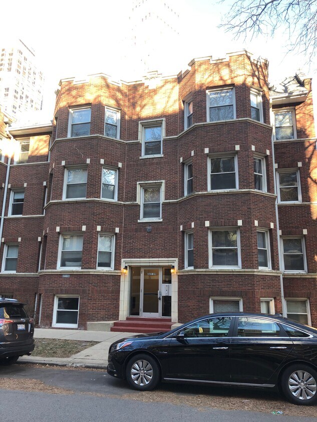 Primary Photo - 2609 N Hampden Ct