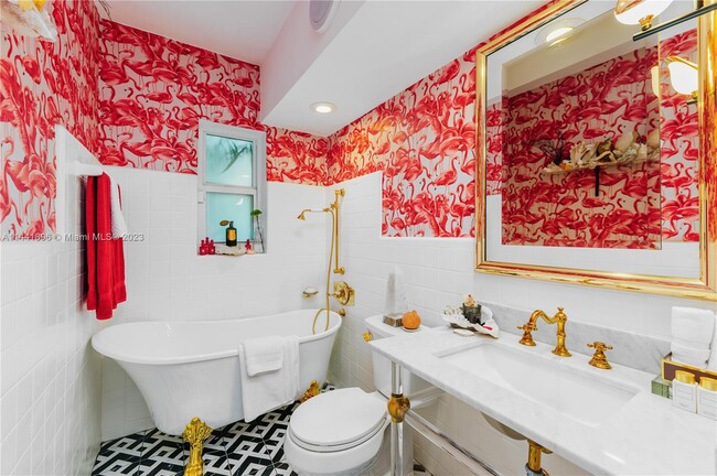 Foto del edificio - 1530 NE 117th St