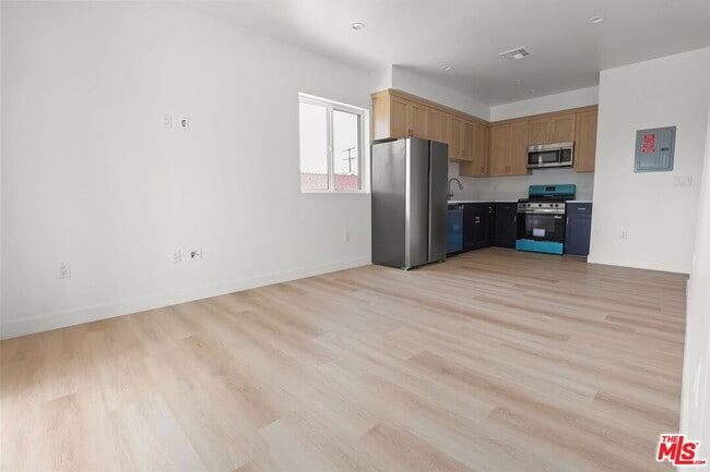 Foto del edificio - 1265 Browning Blvd