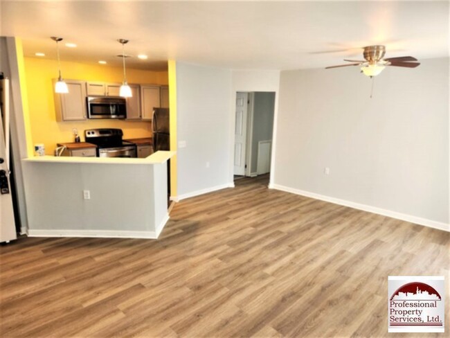 Building Photo - Modern Elegance Meets Comfort - 2BR, 1.5BA...