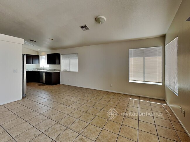 Foto del edificio - 9970 W Monterosa Ave