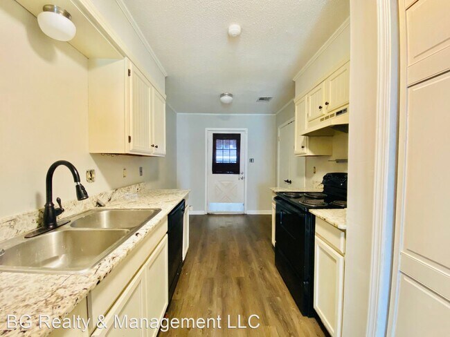 Building Photo - 3 br, 2 bath House - 105 Williamsburg Circ...