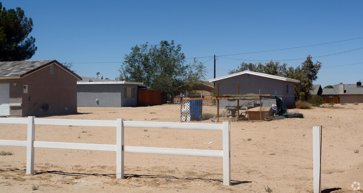 Building Photo - 13145 Ponca Rd