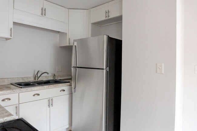 Foto del edificio - 412 Hayden Rd