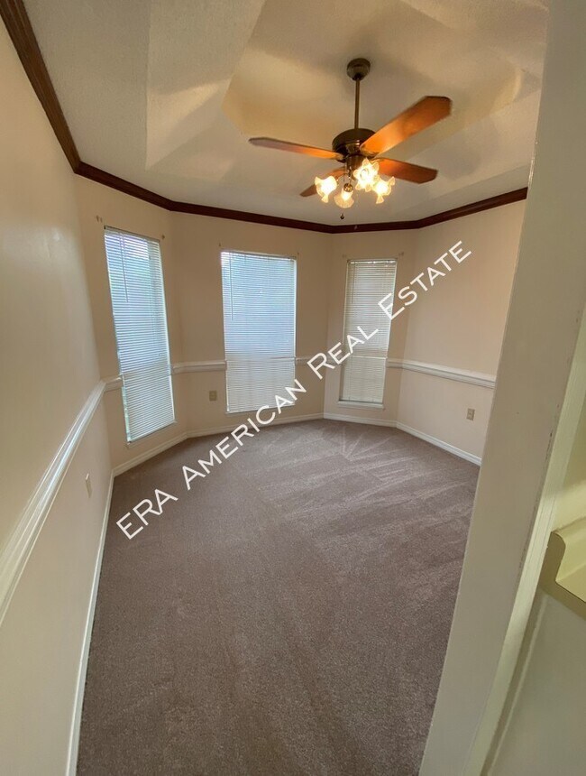 Close To Hurlburt Field Pool Home House Rental in Mary Esther, FL