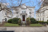 Primary Photo - 466 Broadway Ave