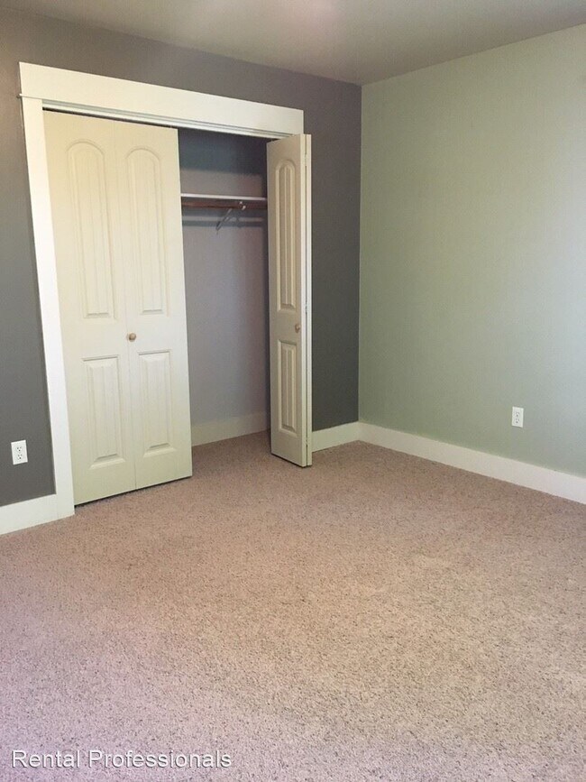 Foto del edificio - 2 br, 1 bath House - 2101 W. Durston, #8