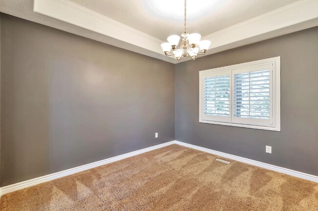 Photo - AVAILABLE NOW  — SPACIOUS & BEAUTIFUL Bountiful Meadows Home. 4 BED 3 BATH SIGNLE FAMILY HOME