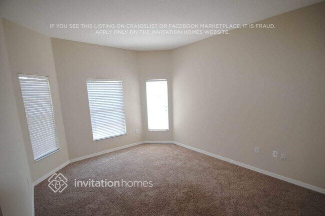 Building Photo - 3575 Somerset Cir