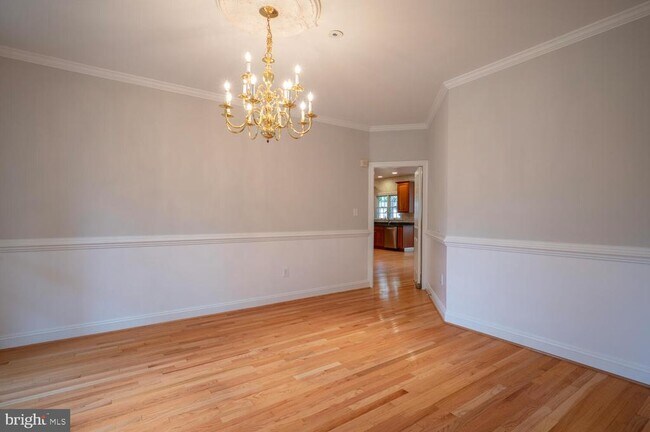 Building Photo - 119 E Jefferson St