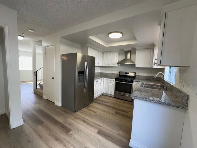 Foto del edificio - 812 - 2118-2120 S. Meridian LLC