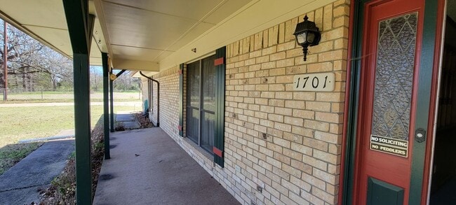 Building Photo - 1701 VZ County Rd 1803