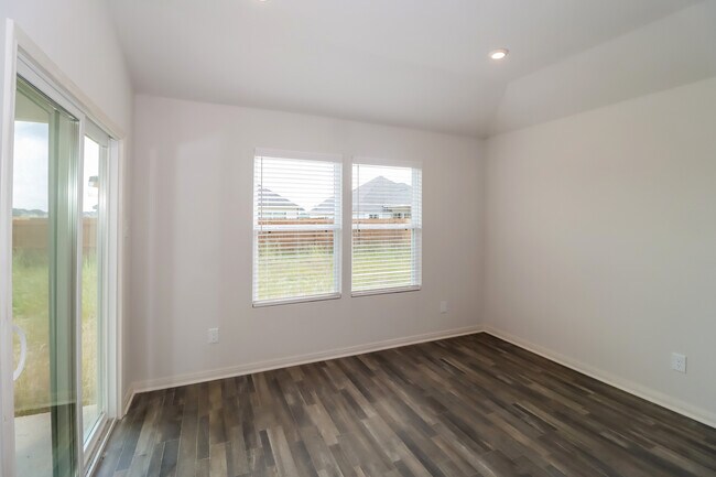 Building Photo - 232 Pleasant Path, Snook, TX