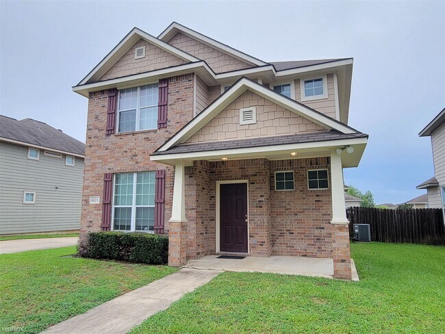 Foto del edificio - 4 br, 4 bath House - 4105 McFarland Dr