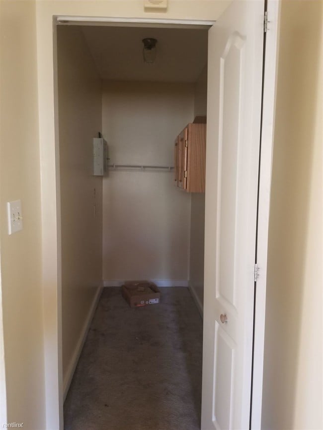 Building Photo - 2 br, 1.5 bath  - 463 Whalley Ave