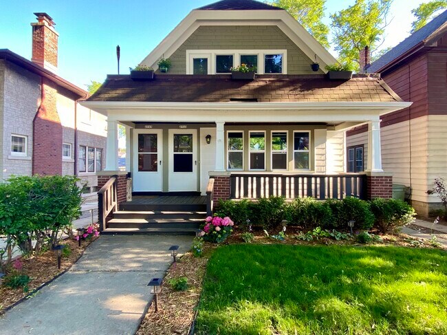 Foto del edificio - 2715 E Oklahoma Ave