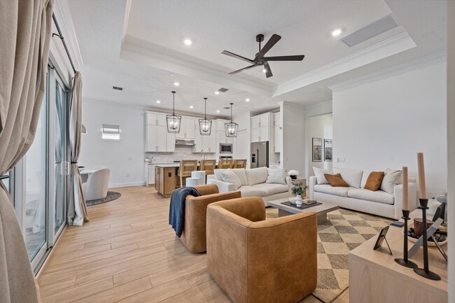 Building Photo - 298 Geillis Path