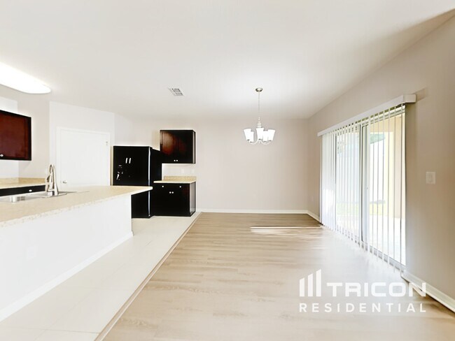 Foto del edificio - 2449 Valhalla Dr