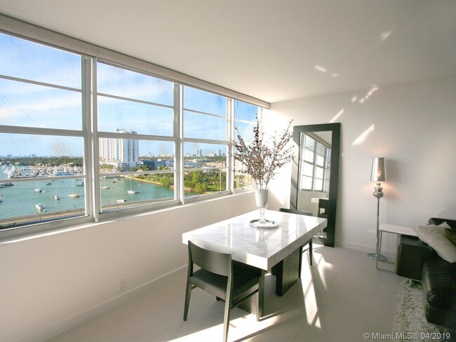 Foto del edificio - 20 Island Ave