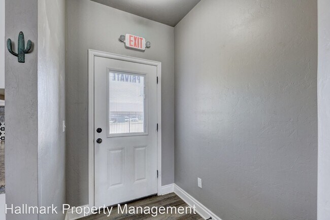 Building Photo - 2 br, 1 bath House - 8901 S. Sunnylane Rd.