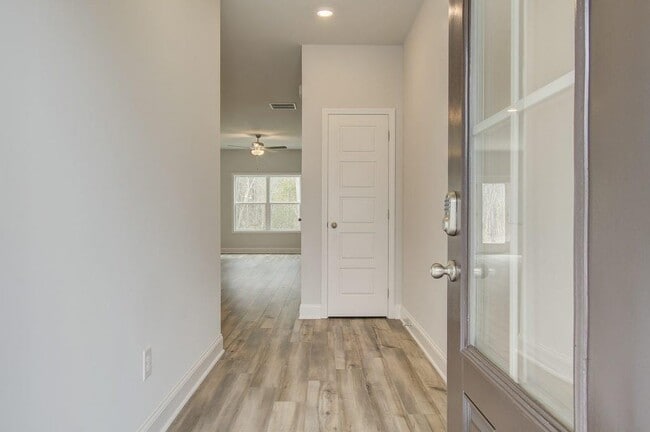 Foto del edificio - 3682 Dover Run Ln