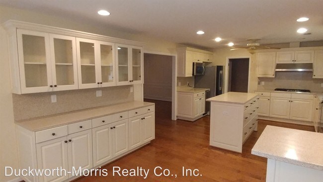 Building Photo - 4 br, 3 bath House - 15 Dunbrook