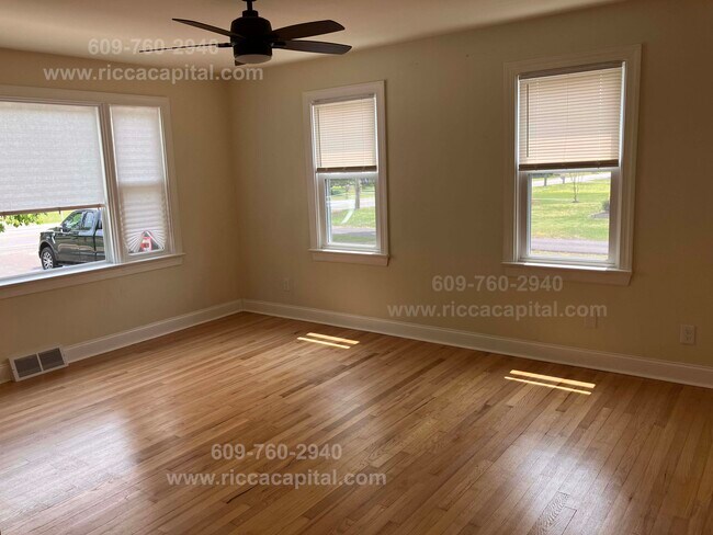 Foto del edificio - 1229 Mays Landing Rd