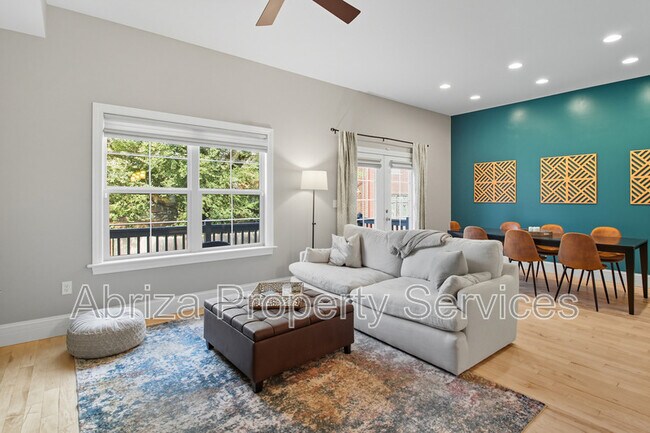 Foto del edificio - 3612 Flad Ave