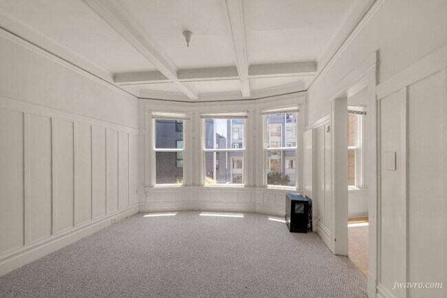 Building Photo - 1561 Pine St
