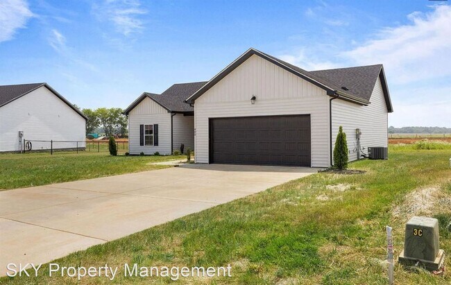 Building Photo - 3 br, 2 bath House - 405 St. George Way