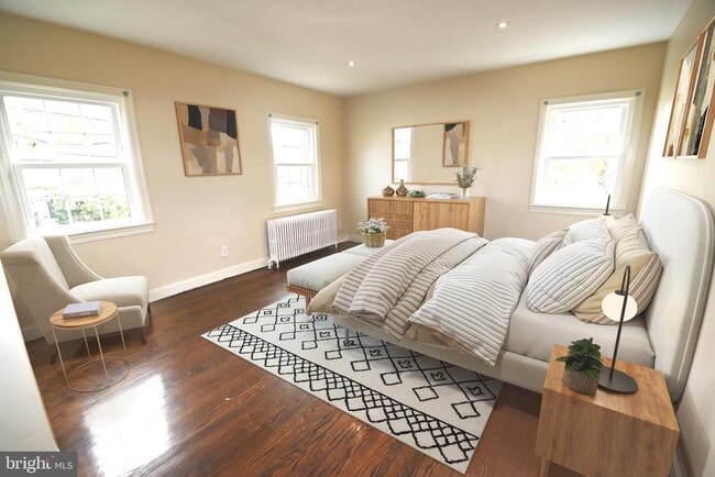 Foto del edificio - 8904 Flower Ave