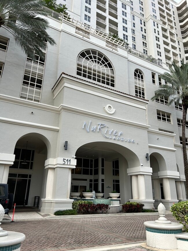 Foto del edificio - 511 SE 5th Ave