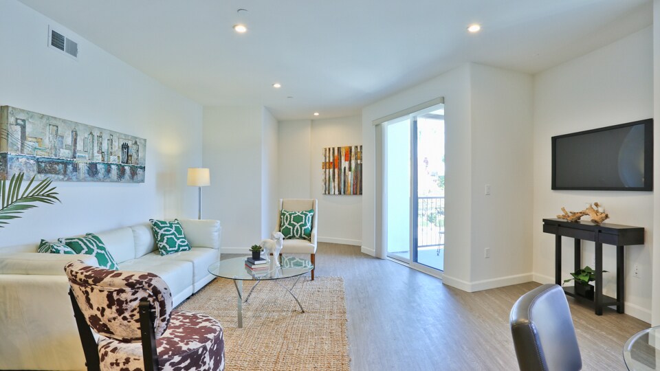 Primary Photo - 12700 Moorpark St