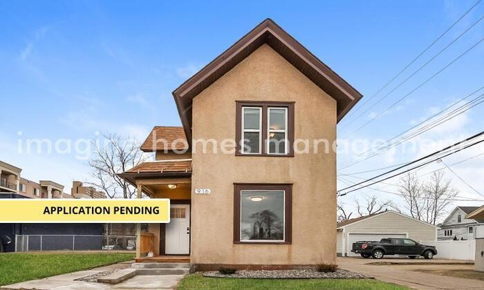 Primary Photo - Charming 3 Bedroom Home in Minneapolis!