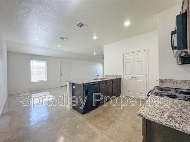 Building Photo - 2306B Zanoletti Ct
