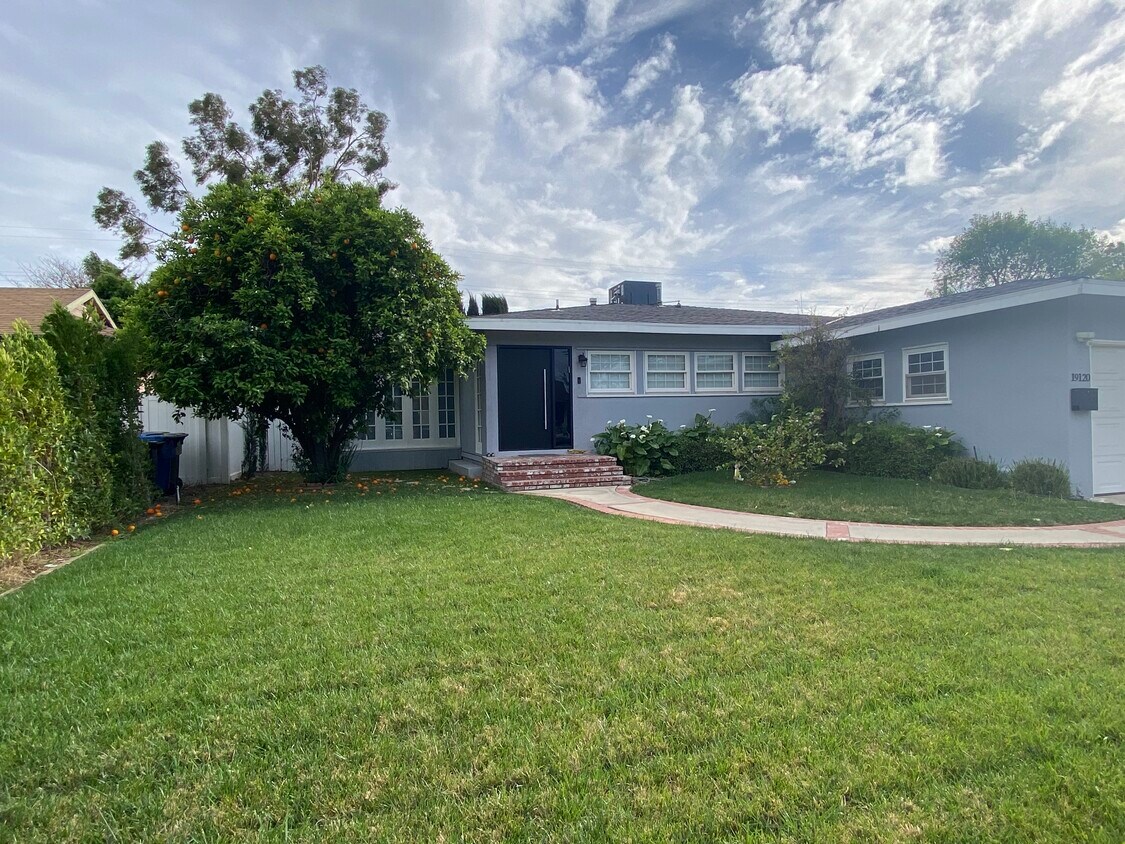 19120 Friar St, Tarzana, CA 91335 House Rental in Tarzana, CA