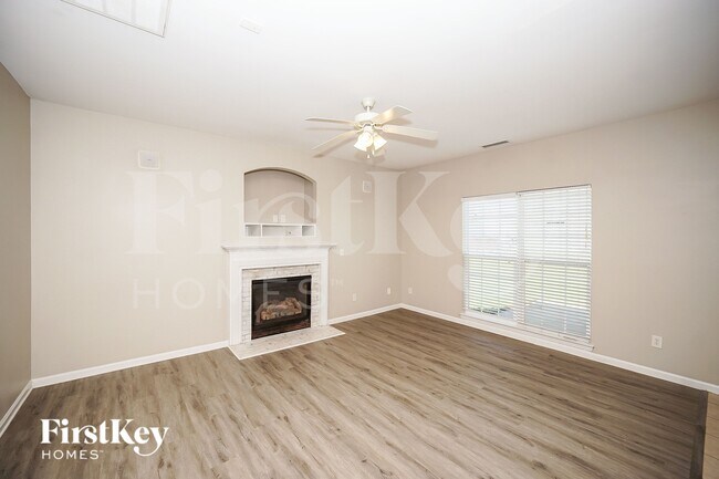 Building Photo - 126 Centerpoint Dr