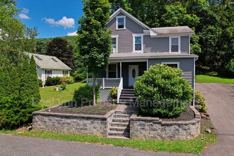 Foto principal - 505 B St
