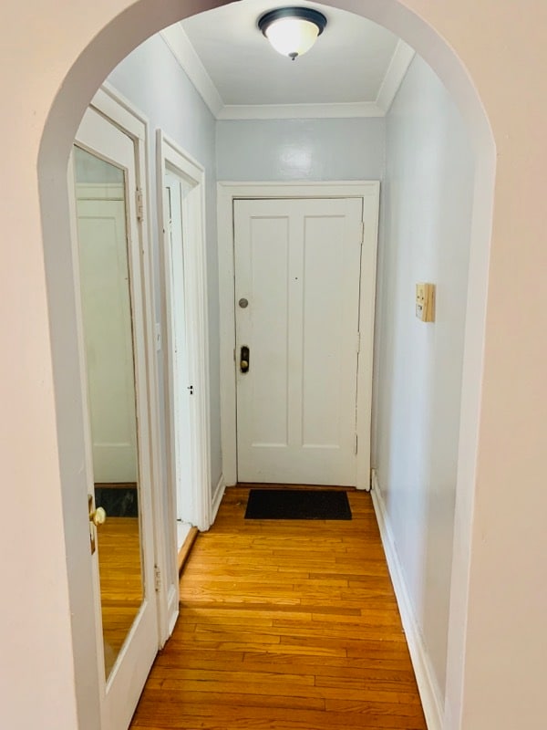 Building Photo - 2840 W 66th St