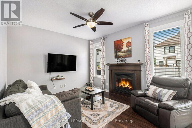 Building Photo - 300 Brettonwood Ridge
