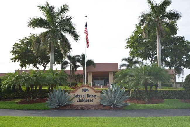 Building Photo - 15449 Lakes of Delray Blvd