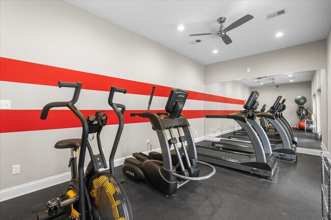 Foto del edificio - The Grove at Six Hundred Apartment Homes