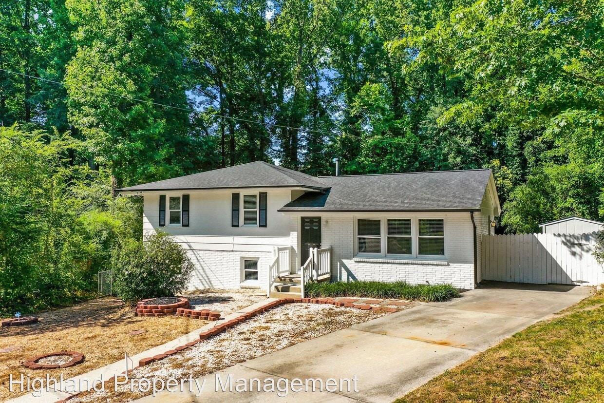 Primary Photo - 4 br, 2 bath House - 3300 Ashby Pl