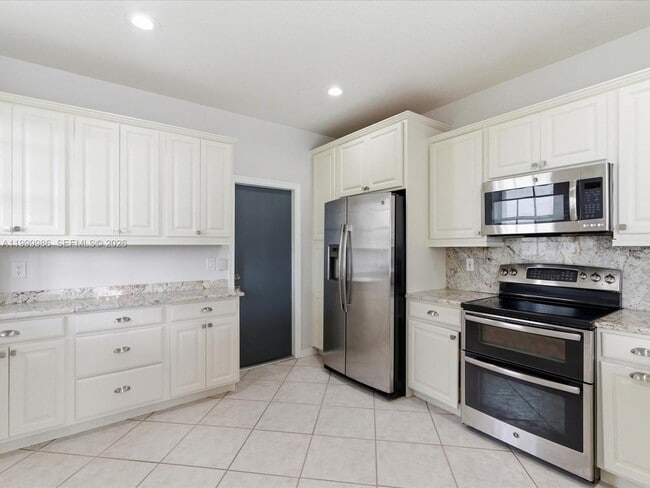 Foto del edificio - 3776 San Simeon Cir