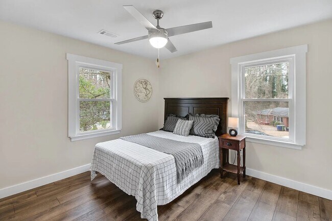 Foto del edificio - 488 Park Valley Dr NW