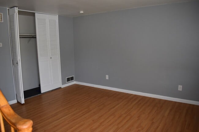 Living Room - 1390 Lincoln Dr