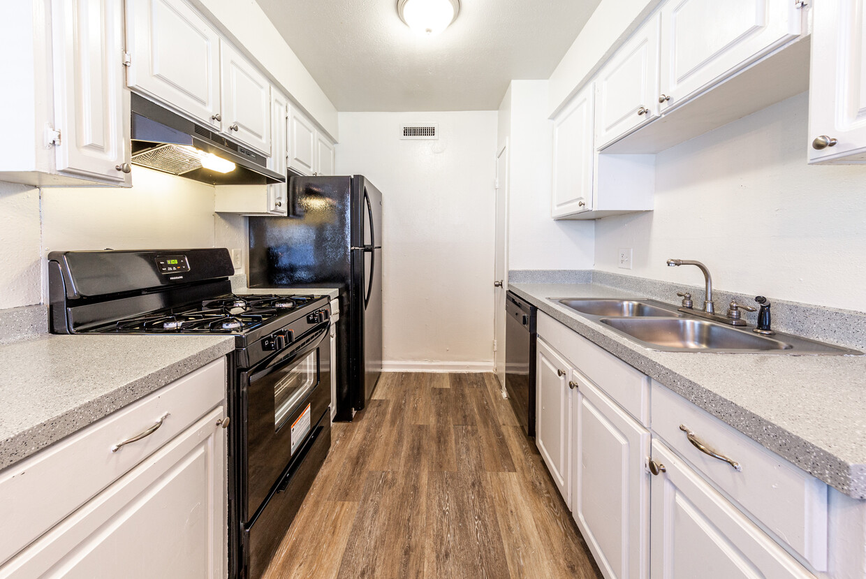 Cottages at Terrell Hills - Apartments in San Antonio, TX | Apartments.com