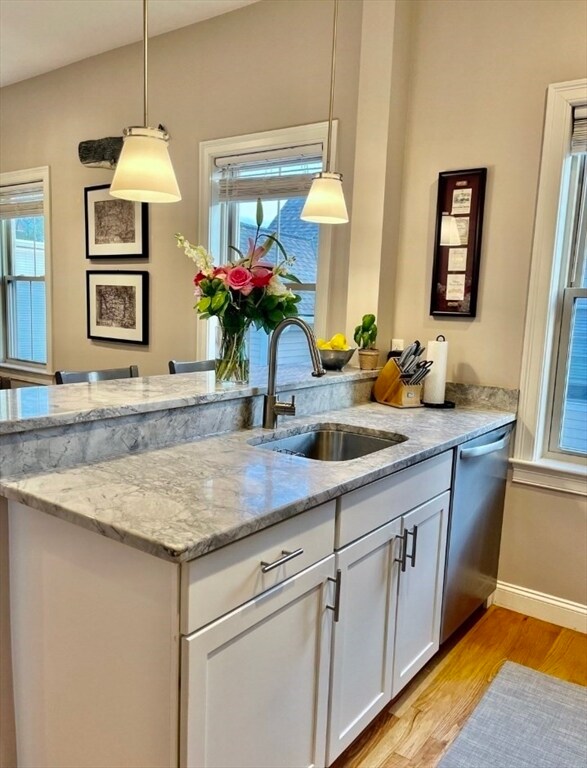 Foto del edificio - 236 E St