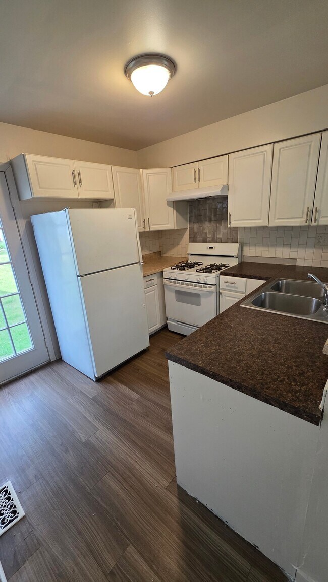 Foto del edificio - 2636 Wingate Ct